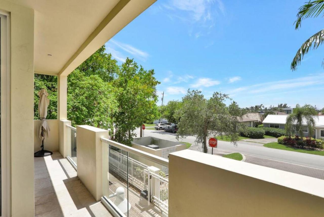 Apartment Coastal Deerfield Retreat 3 Bed 2 Bath Deerfield Beach