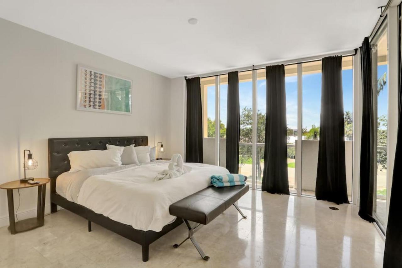 Coastal Deerfield Retreat 3 Bed 2 Bath Apartment *