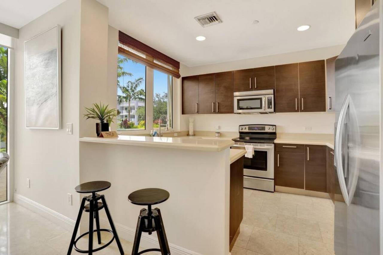 Coastal Deerfield Retreat 3 Bed 2 Bath Apartment