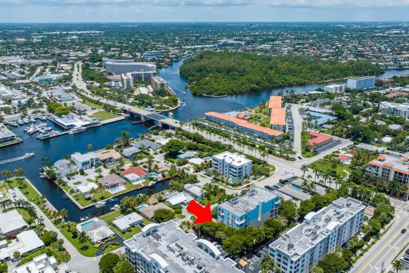 Coastal Deerfield Retreat 3 Bed 2 Bath